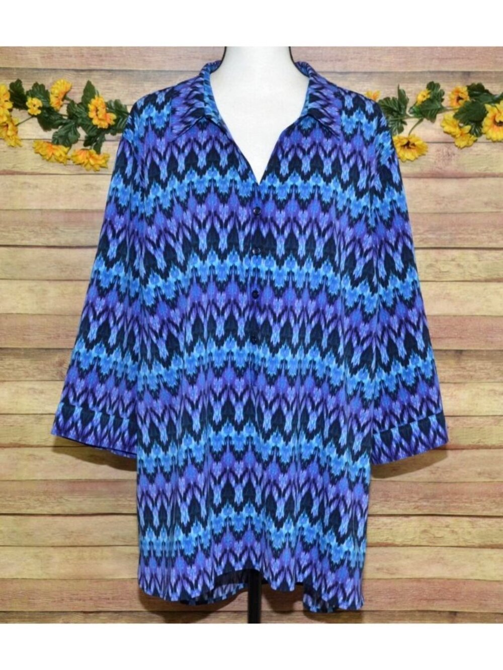 Catherines Plus 3X 26W 28W Half Button 3/4 Sleeve Blouse Top Purple Blue Print